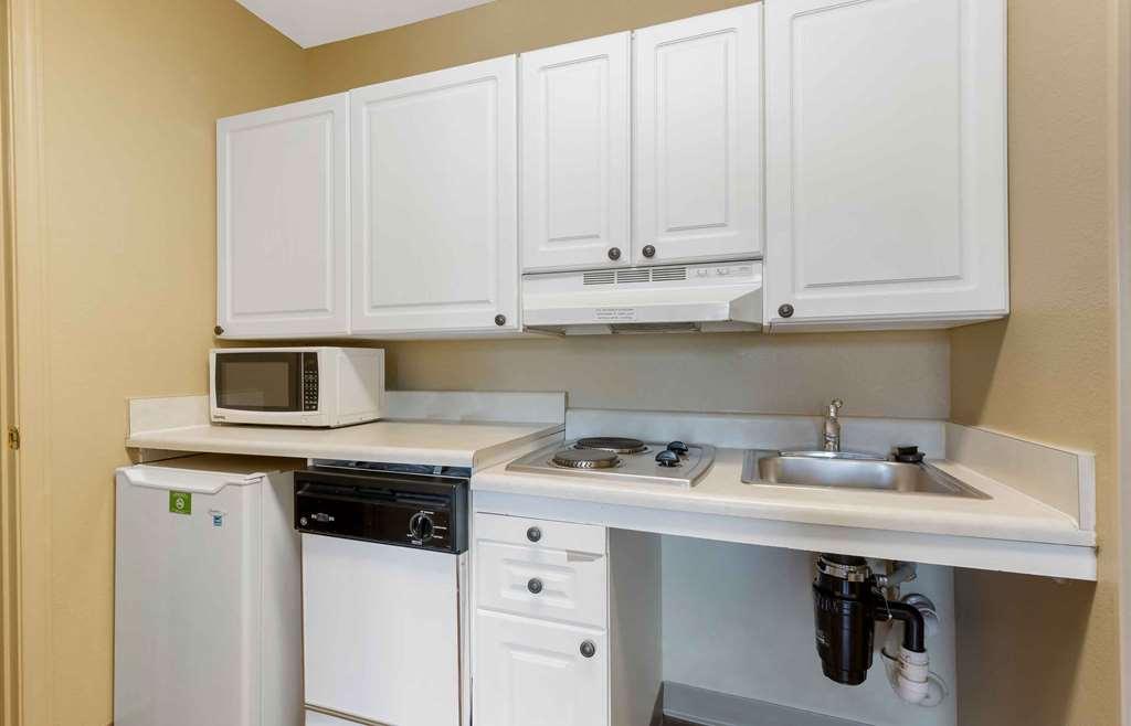 Extended Stay America Suites - Anchorage - Midtown Rom bilde
